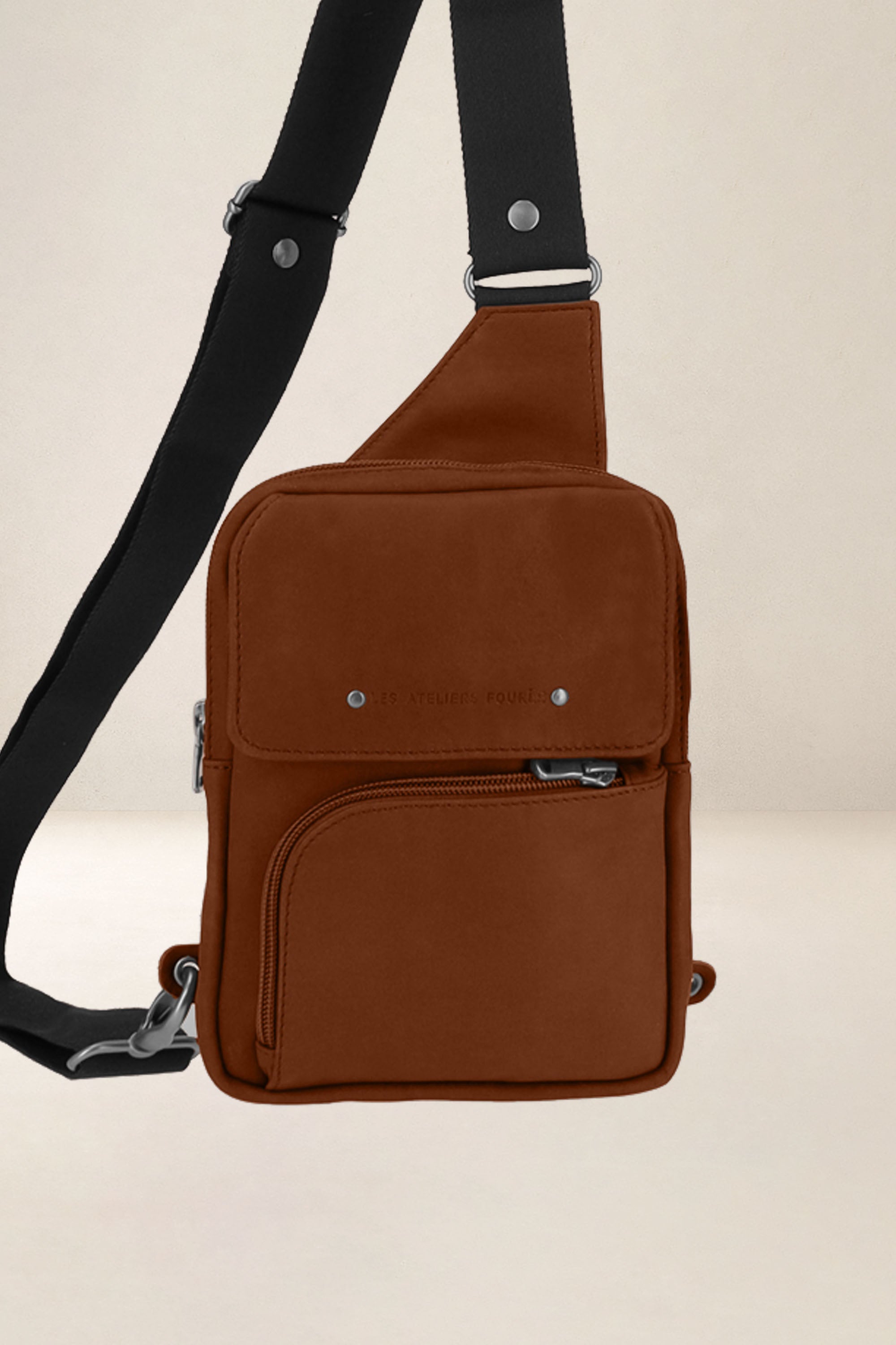 les-ateliers-four-s-pallas-sac-banane-fauve-holster-cuir image 7