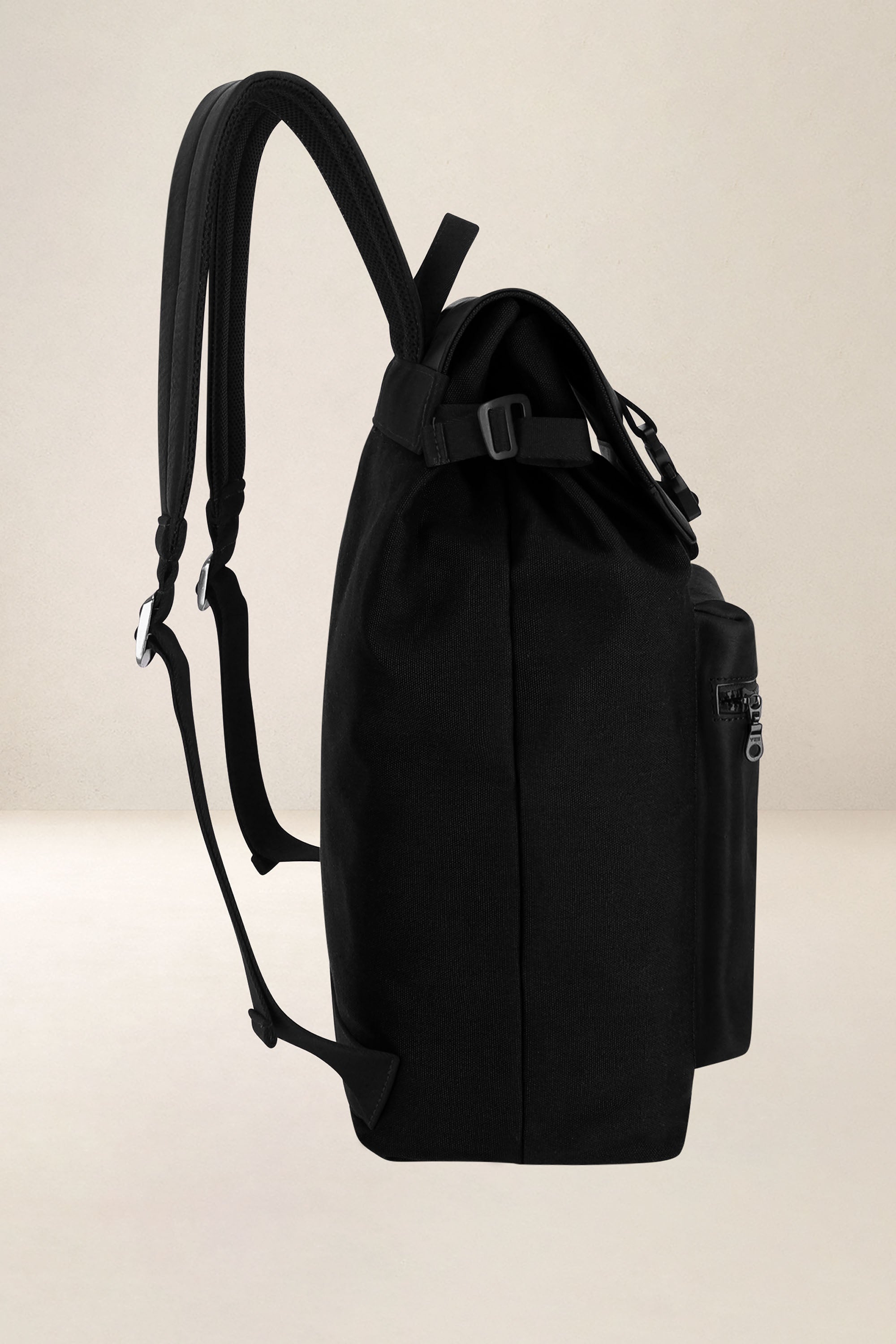 les-ateliers-four-s-aristote-sac-dos-noir-toile-cuir image 6