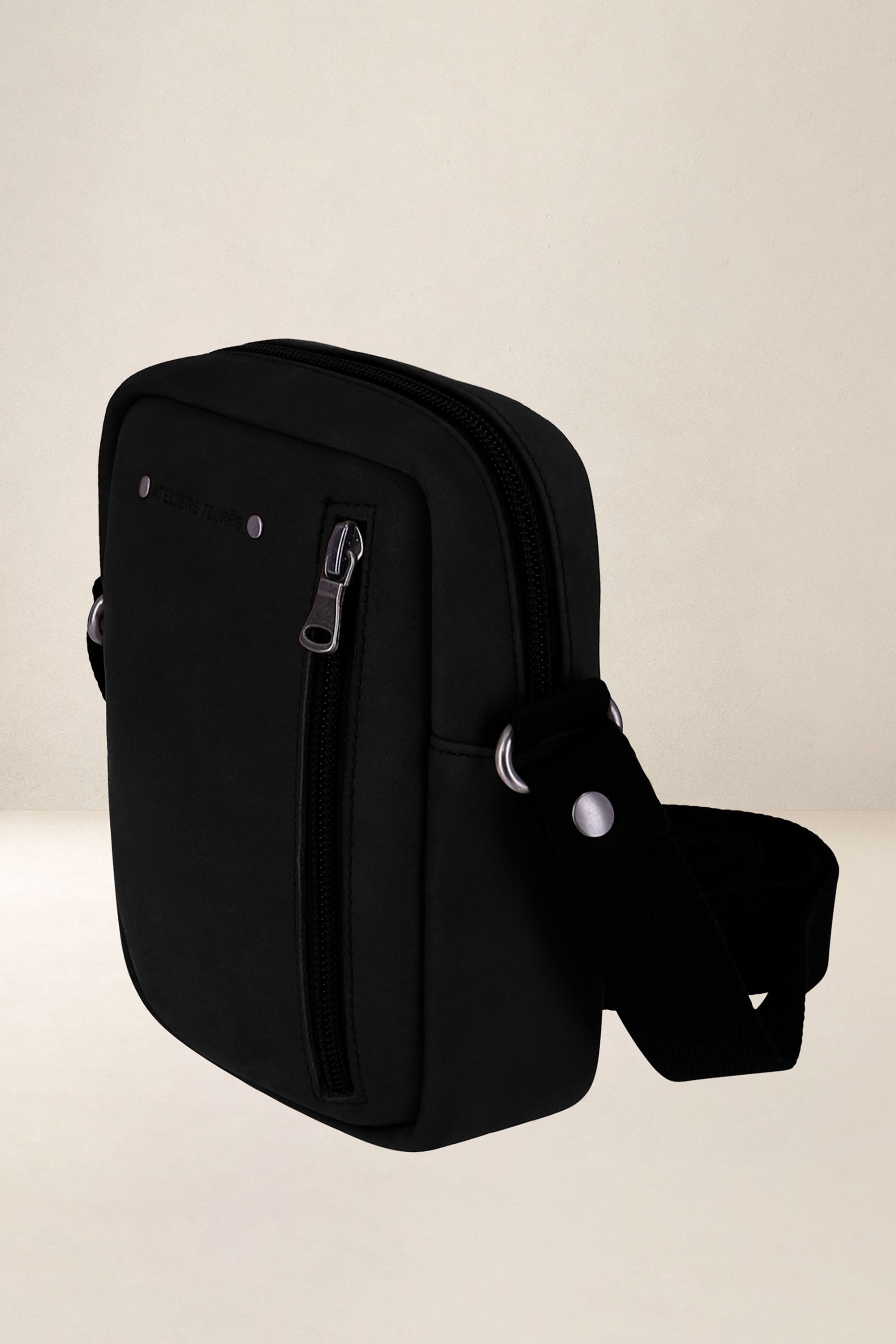 les-ateliers-four-s-c-os-sacoche-homme-cuir-fauve image 3