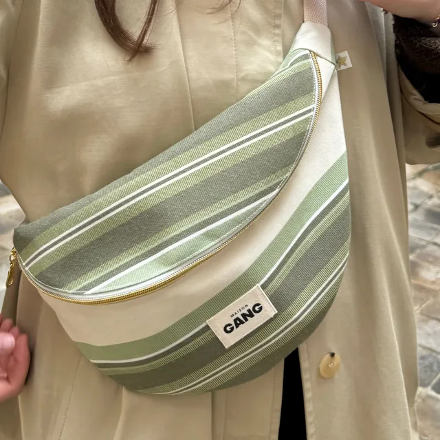 maison-gang-sac-banane-upcycl-ray-vert-zip-dor image 1