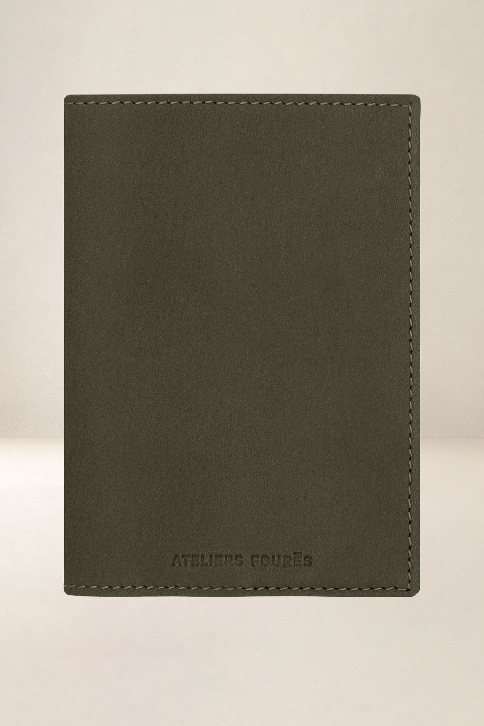 les-ateliers-four-s-os-b41-porte-passeport-cuir-orange-confite image 6