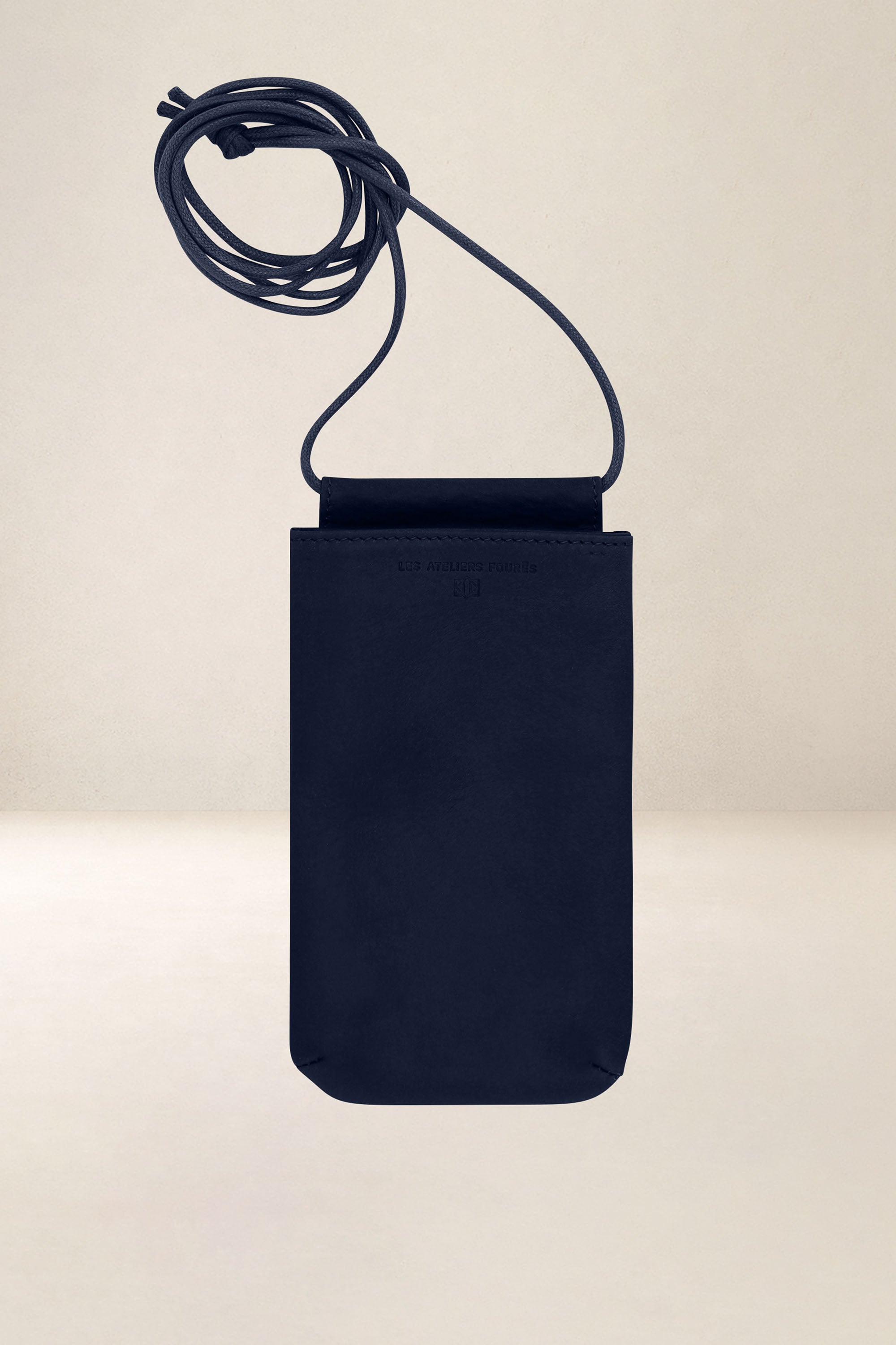 les-ateliers-four-s-circ-porte-t-l-phone-cuir-orange-confite image 5