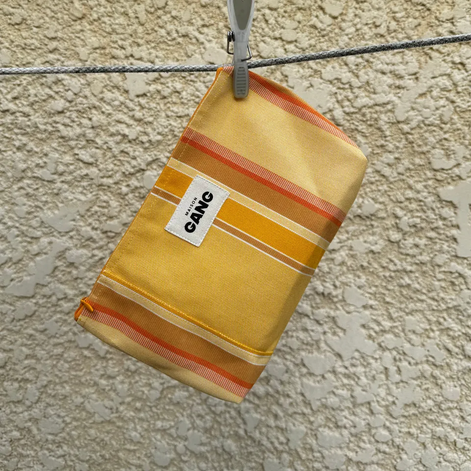 maison-gang-pochette-upcycl-e-rayures-jaunes-20x15-cm image 1