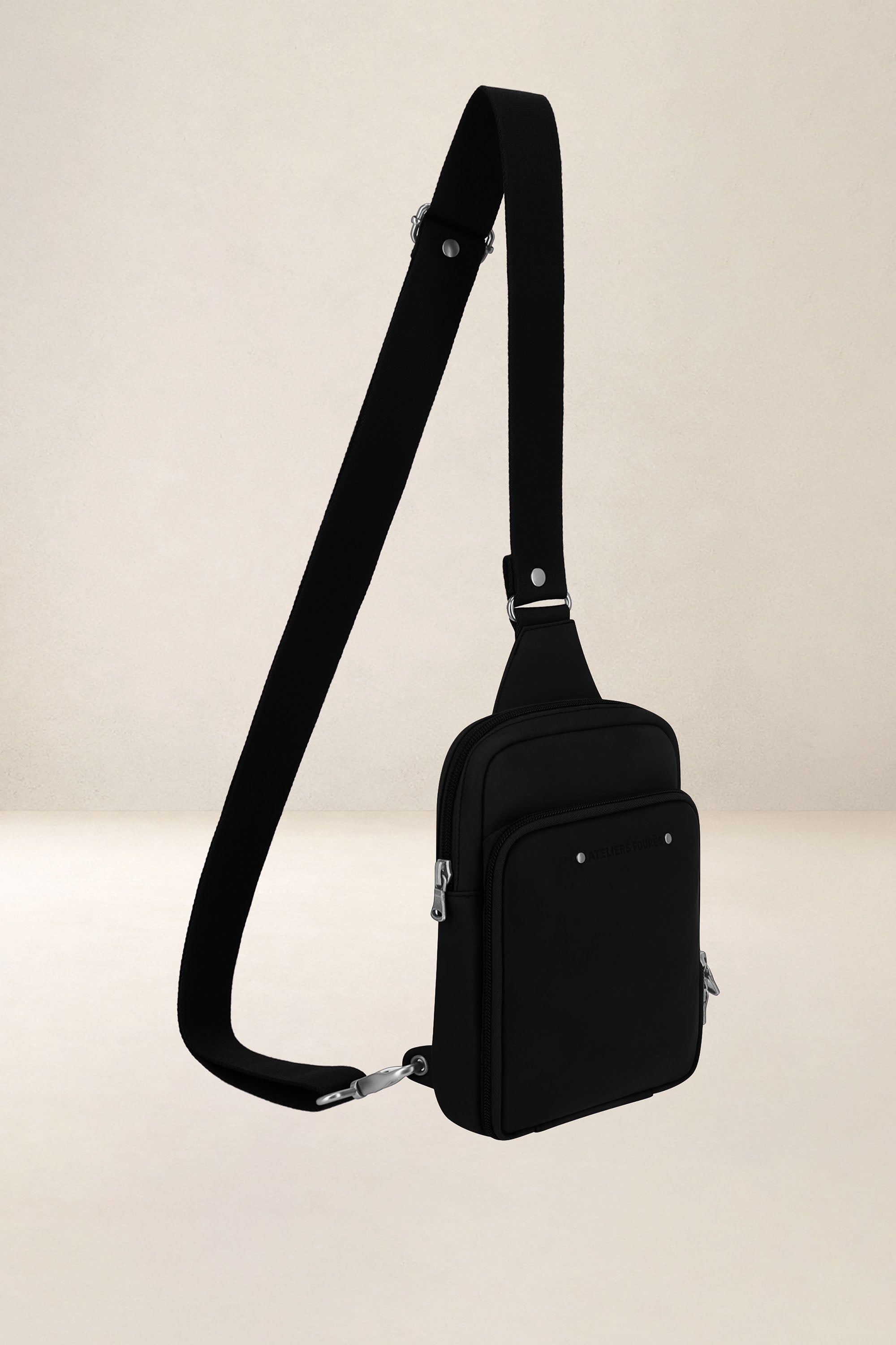 les-ateliers-four-s-euripide-sacoche-cuir-fauve-holster image 4