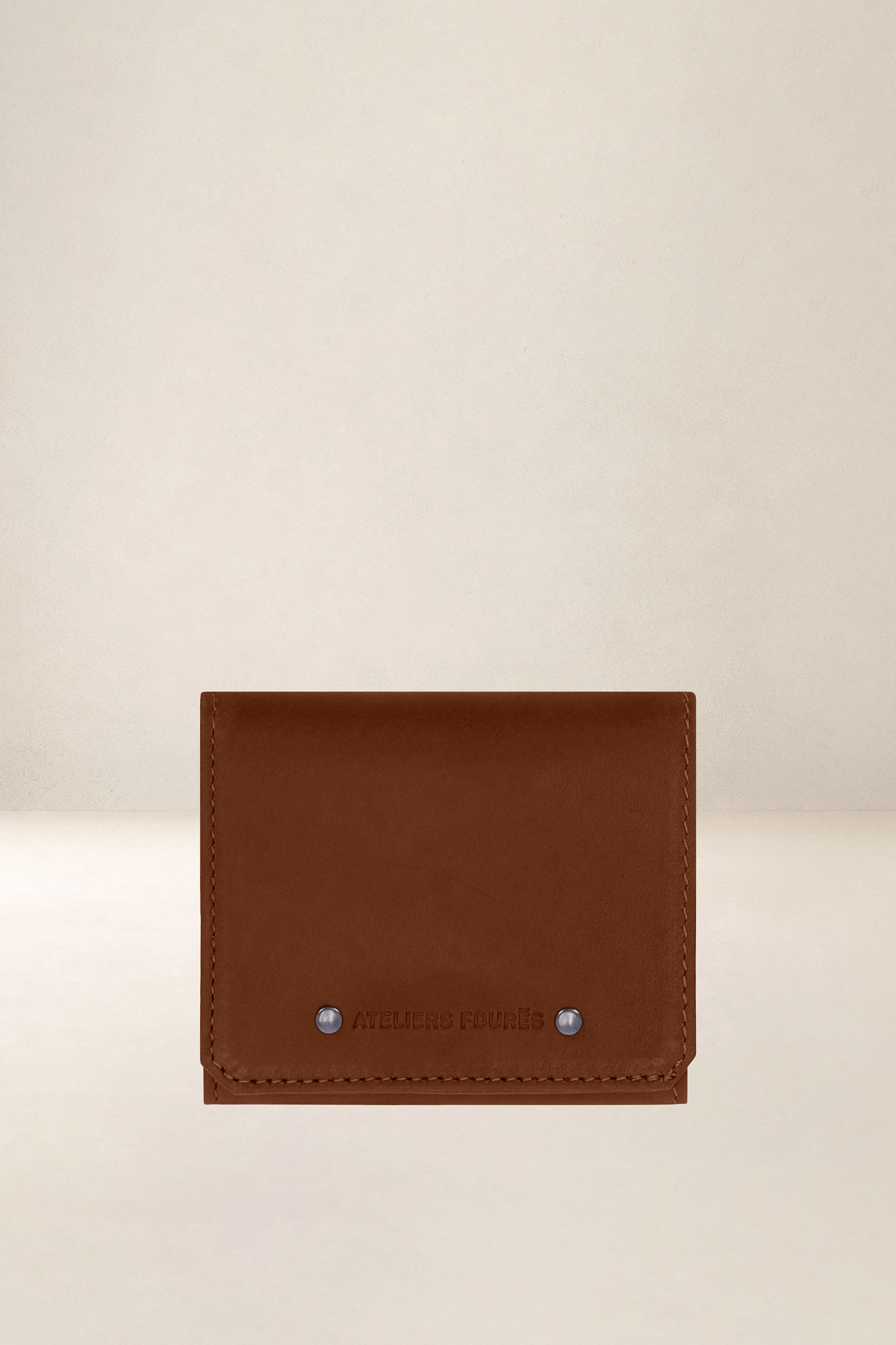 les-ateliers-four-s-minotaure-porte-monnaie-cuir-cognac-compact image 3