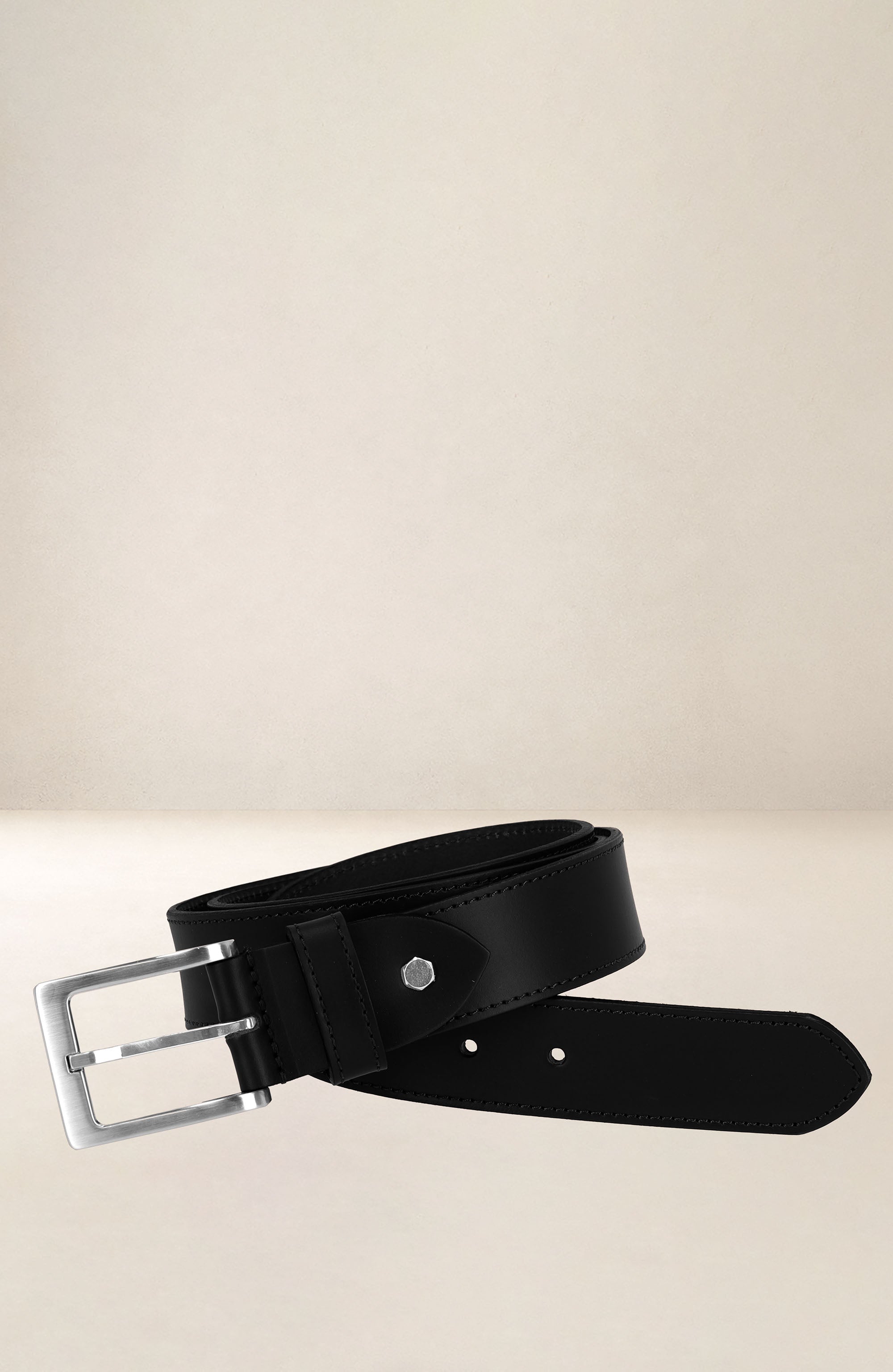 les-ateliers-four-s-noyer-ceinture-cuir-noir-110-cm image 3