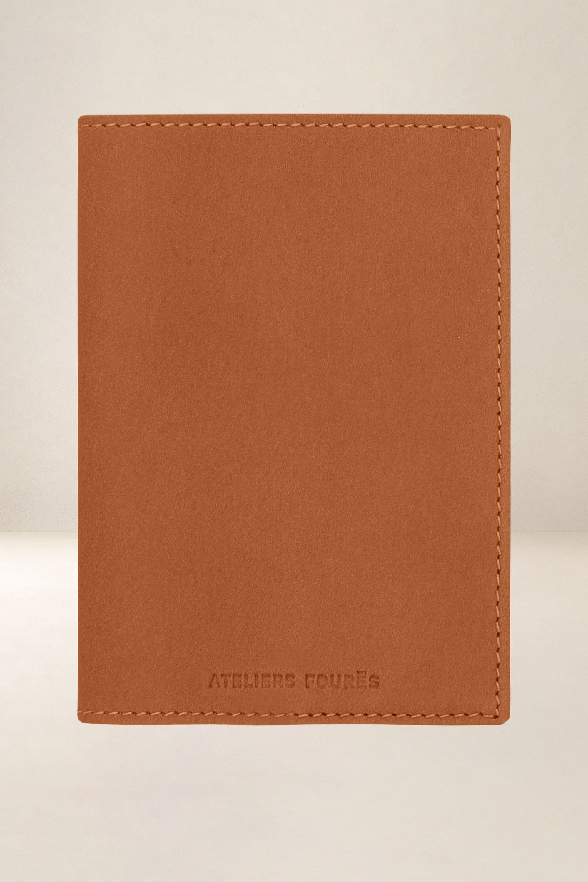 les-ateliers-four-s-os-b41-porte-passeport-cuir-orange-confite image 4