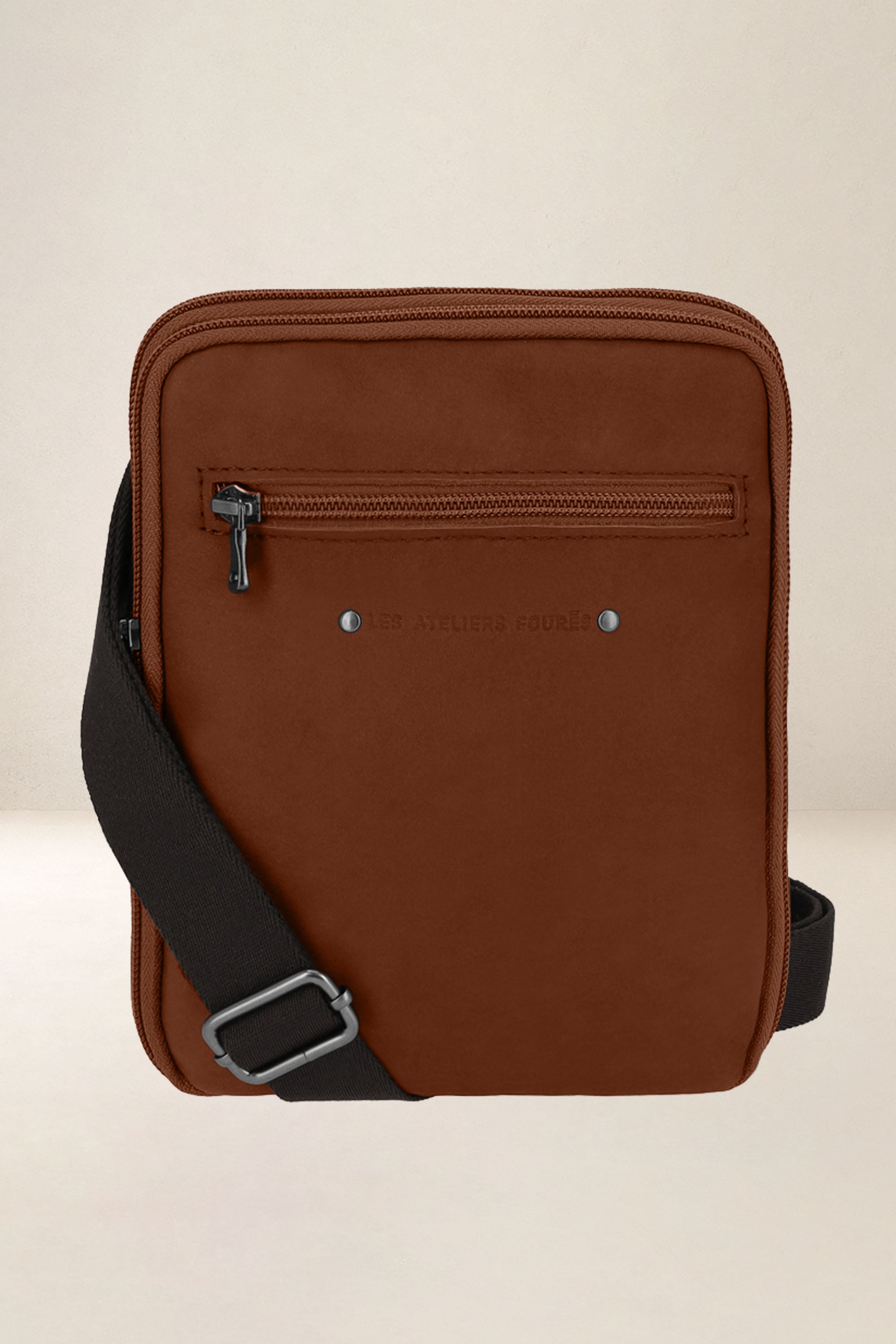 les-ateliers-four-s-damas-ne-sacoche-cuir-cognac image 6