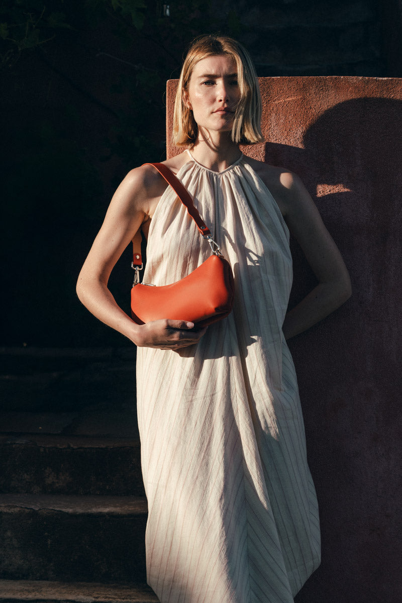 les-ateliers-four-s-h-cate-sac-demi-lune-cuir-fauve image 5