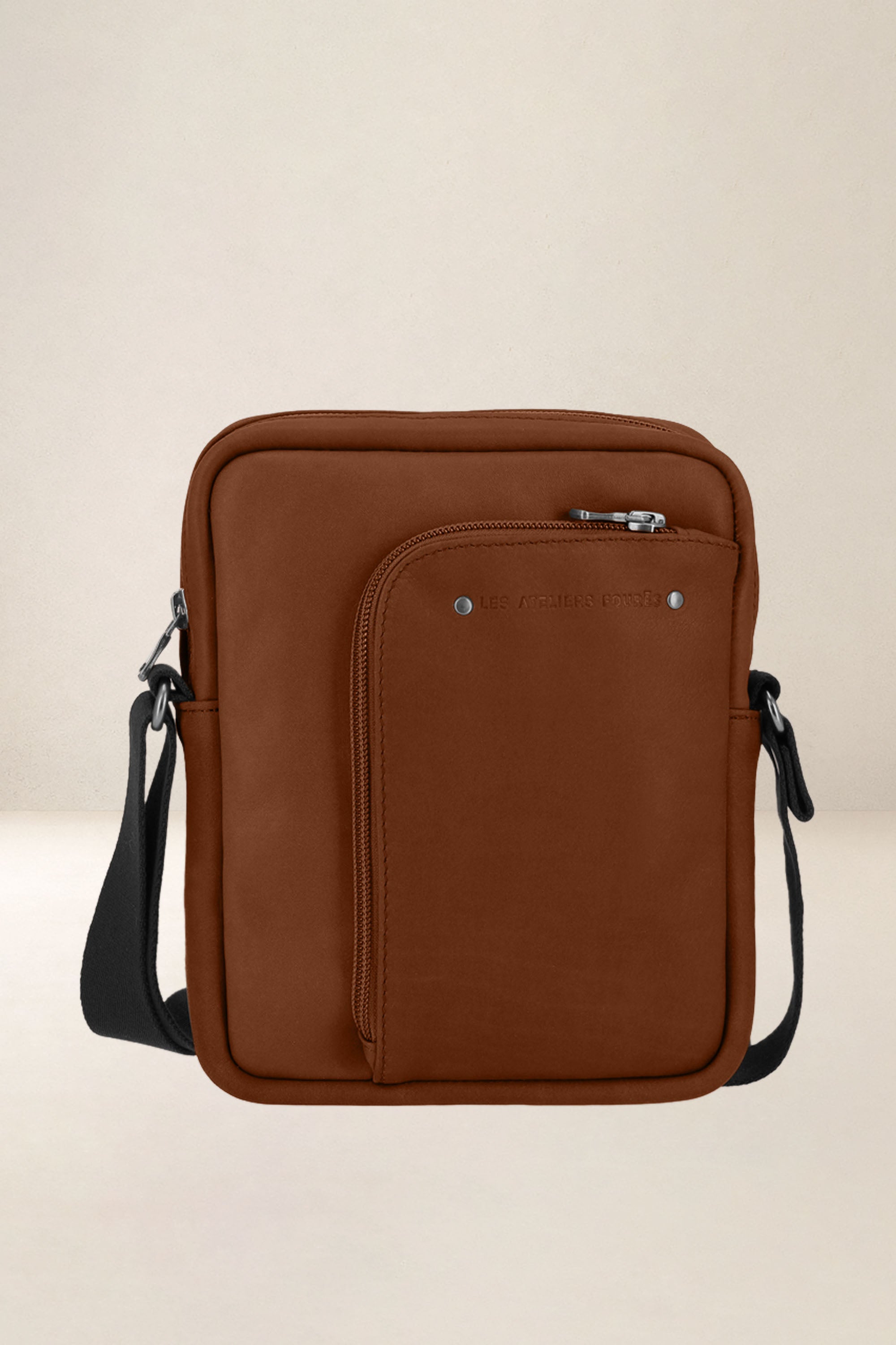 les-ateliers-four-s-n-r-e-pochette-sacoche-cognac image 6