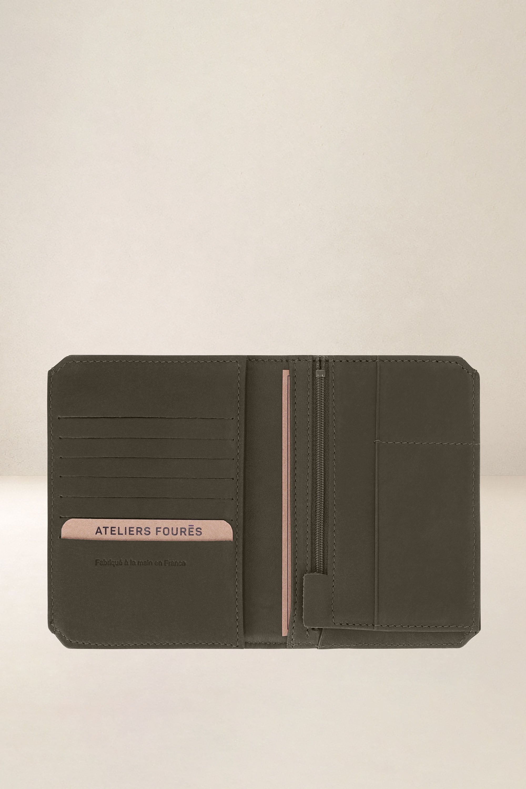 les-ateliers-four-s-prom-th-e-portefeuille-cuir-fauve-grand image 4