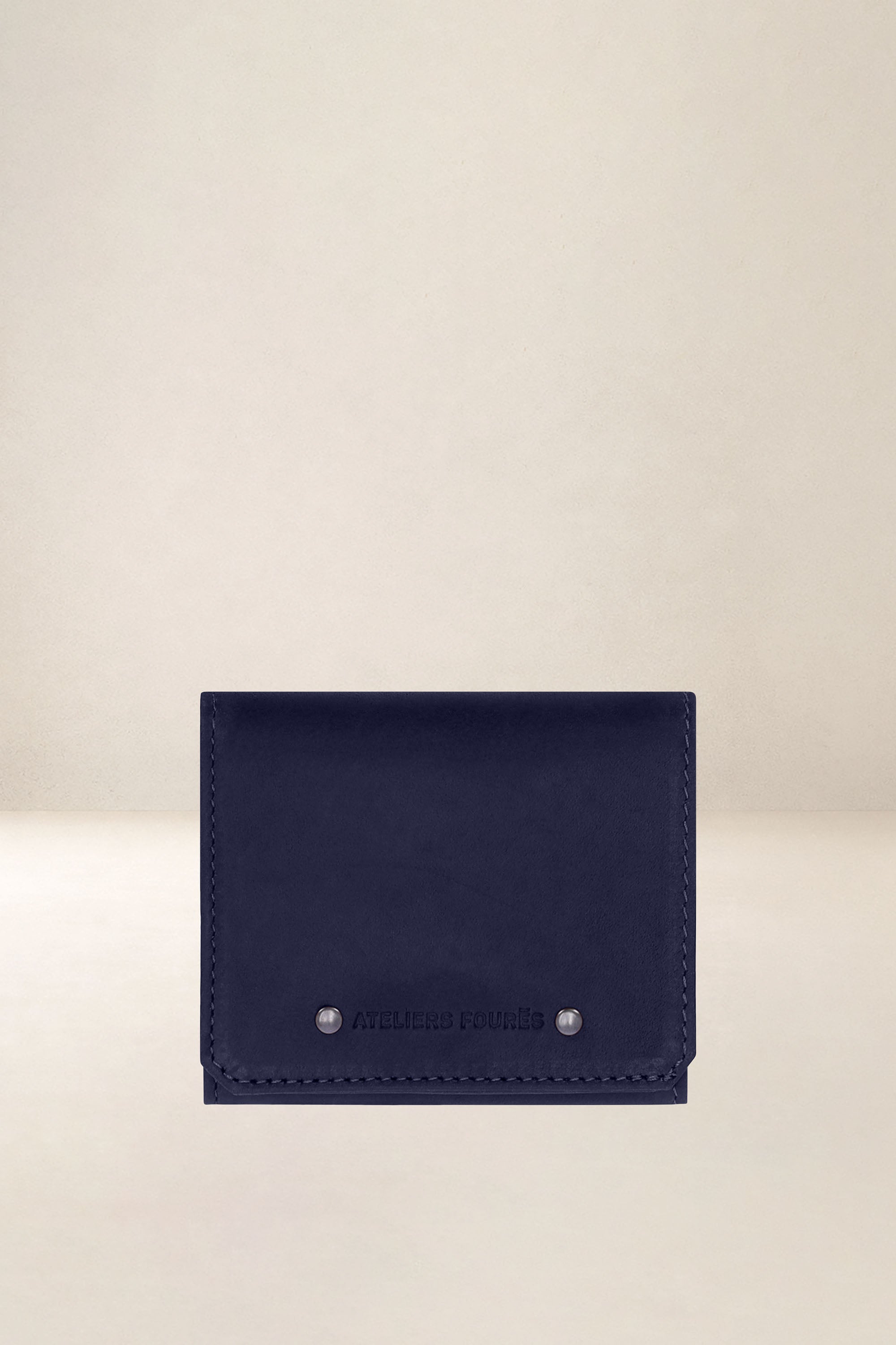 les-ateliers-four-s-minotaure-porte-monnaie-cuir-cognac-compact image 2