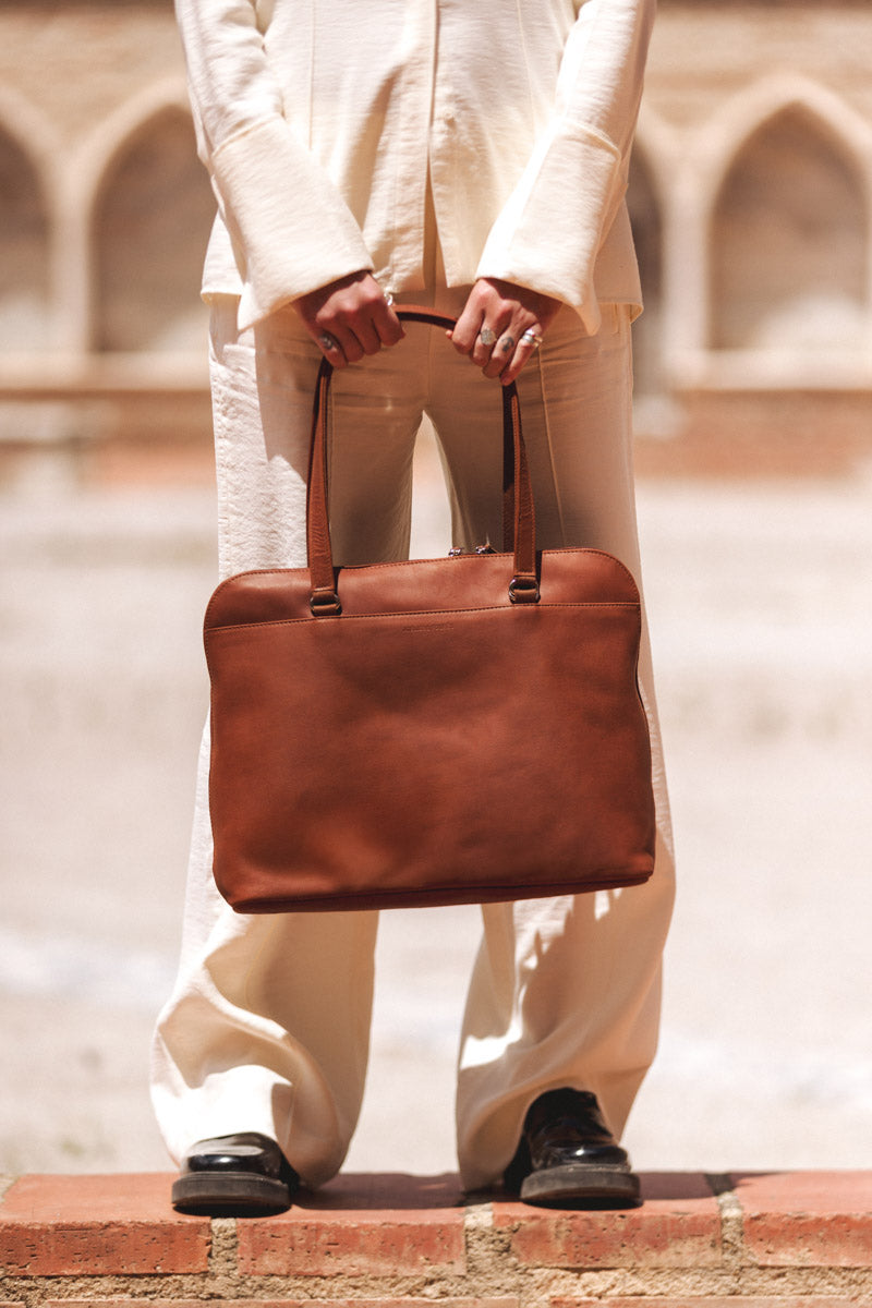 les-ateliers-four-s-antigone-sac-business-cuir-fauve image 7