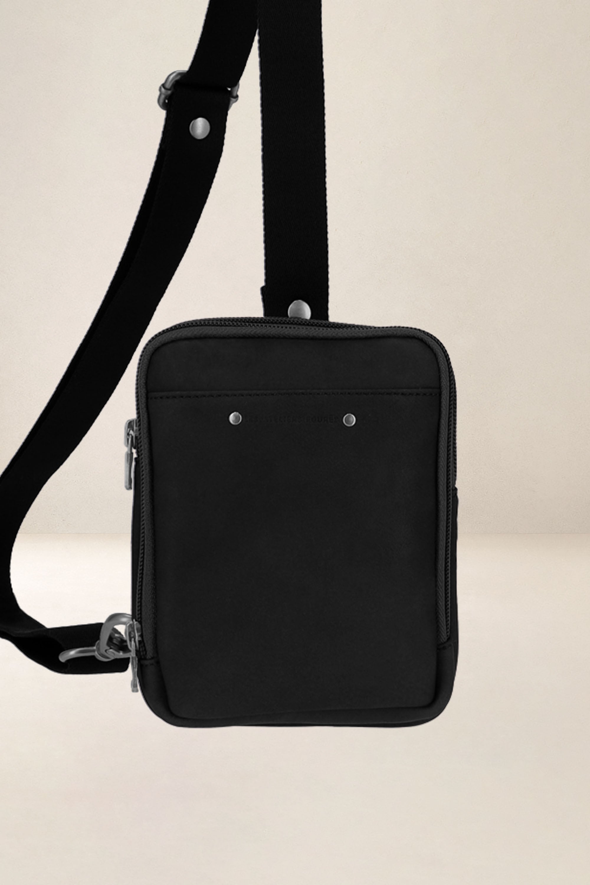 les-ateliers-four-s-orion-9168-pochette-cuir-cognac-holster image 1