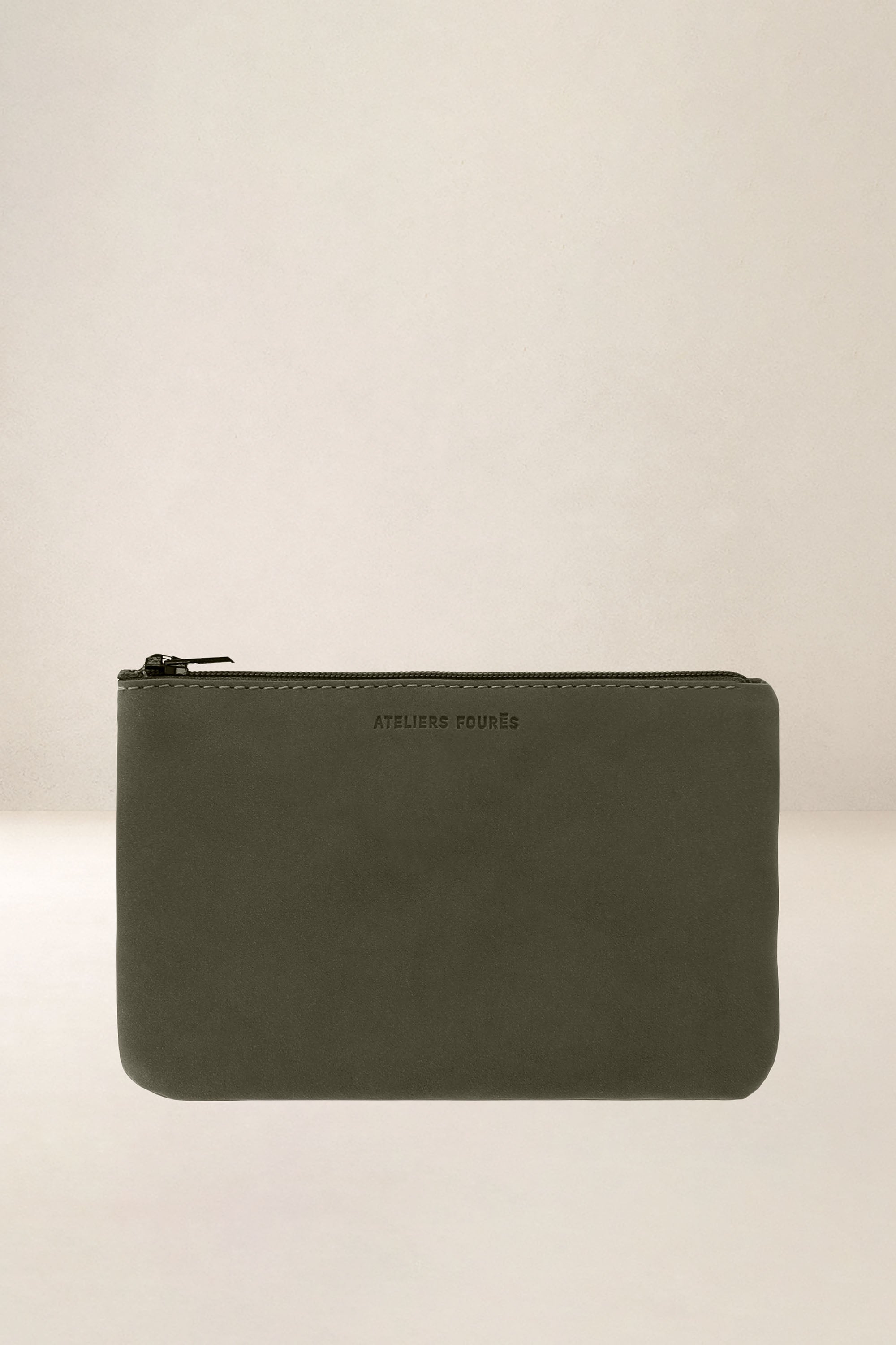 les-ateliers-four-s-cassiop-e-m-dium-pochette-cuir-kaki image 6