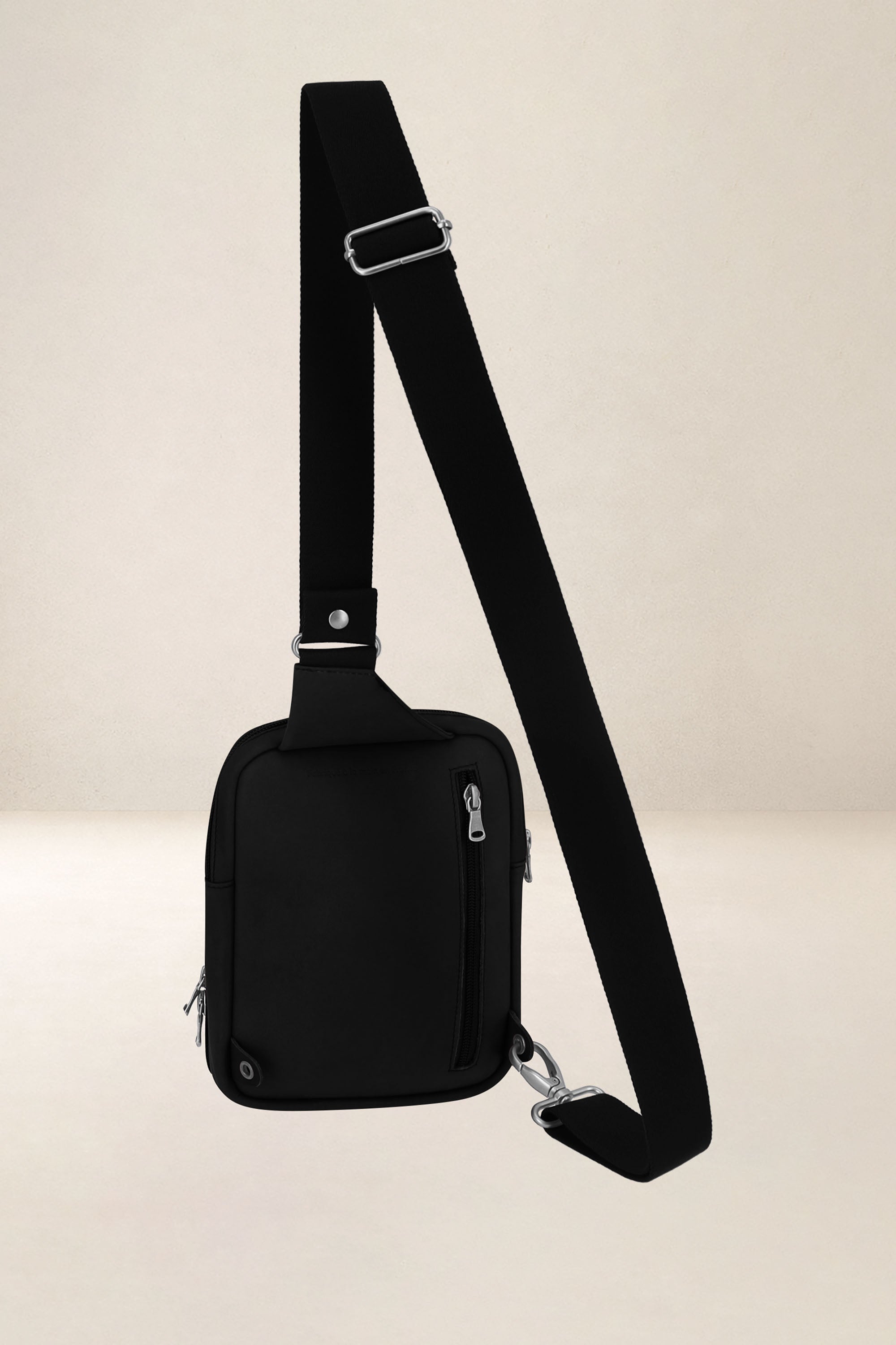 les-ateliers-four-s-euripide-sacoche-cuir-fauve-holster image 3