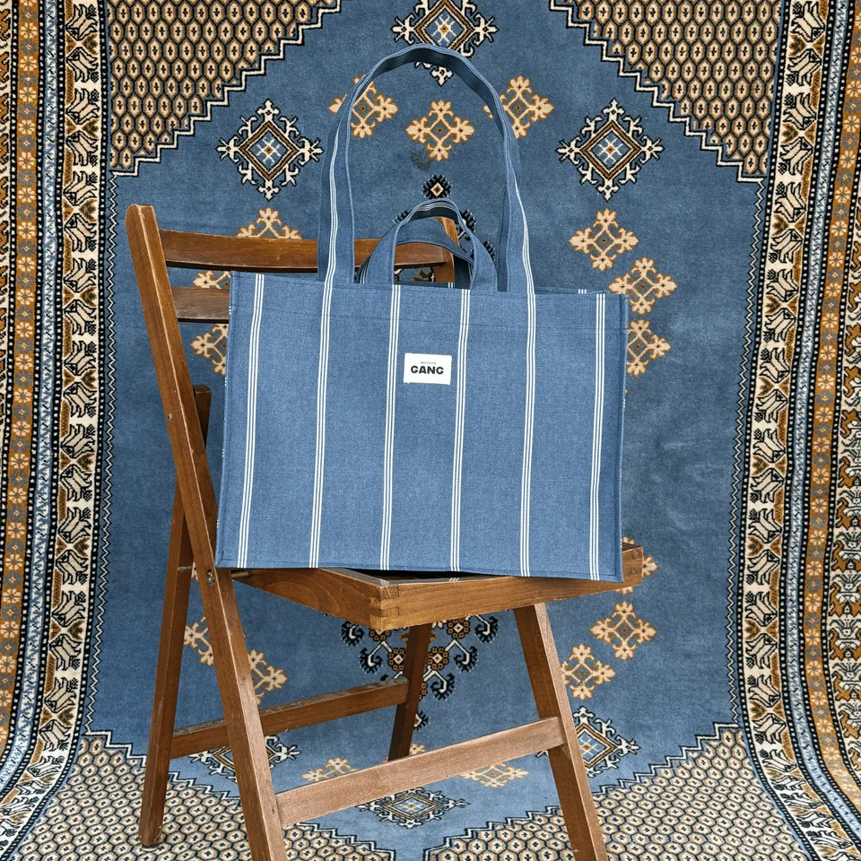 maison-gang-billie-jean-cabas-upcycl-toile-de-store-30x40 image 1