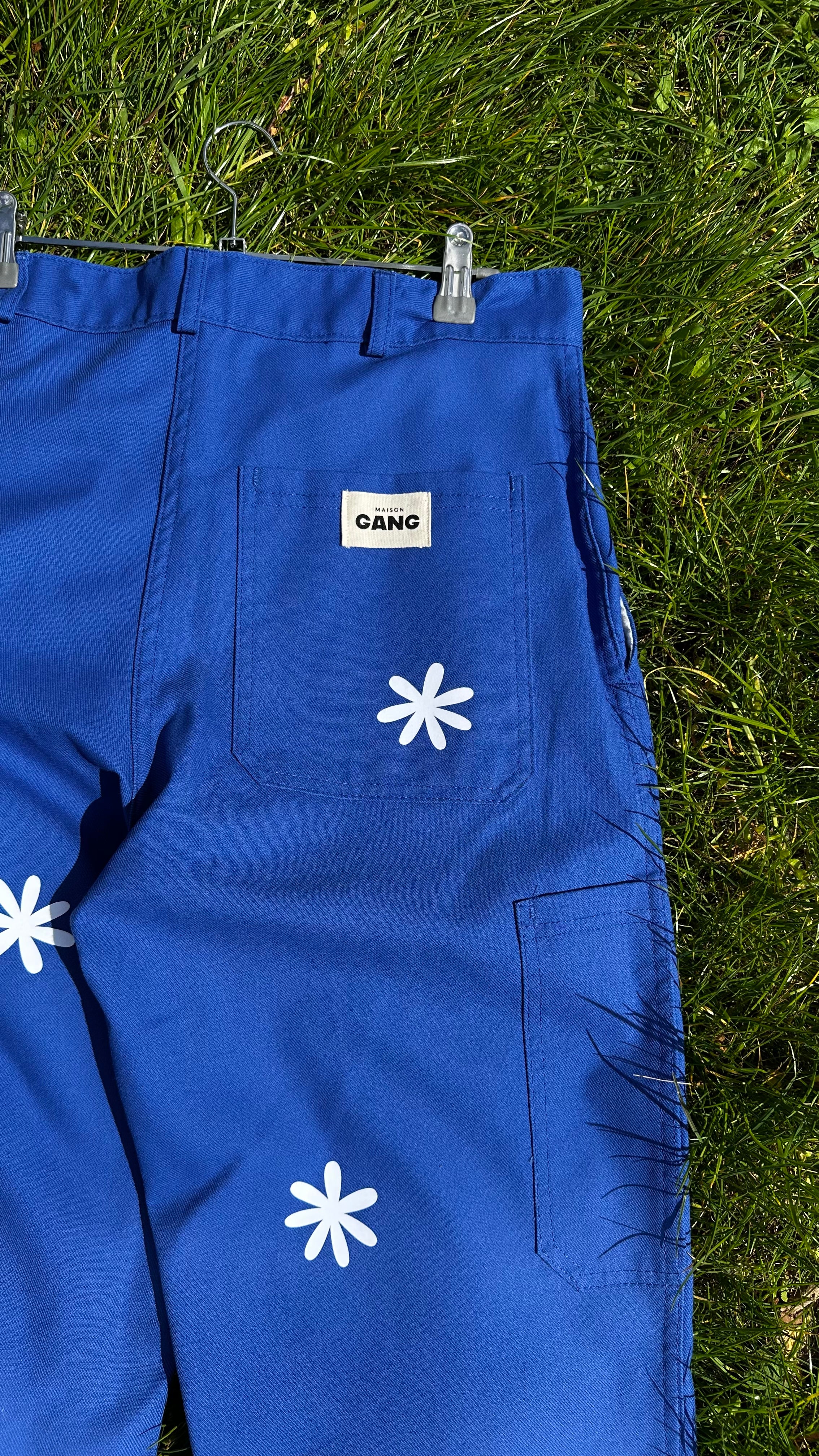 maison-gang-vestes-de-travail-pantalon-marguerites-blanches-bleu-42 image 2