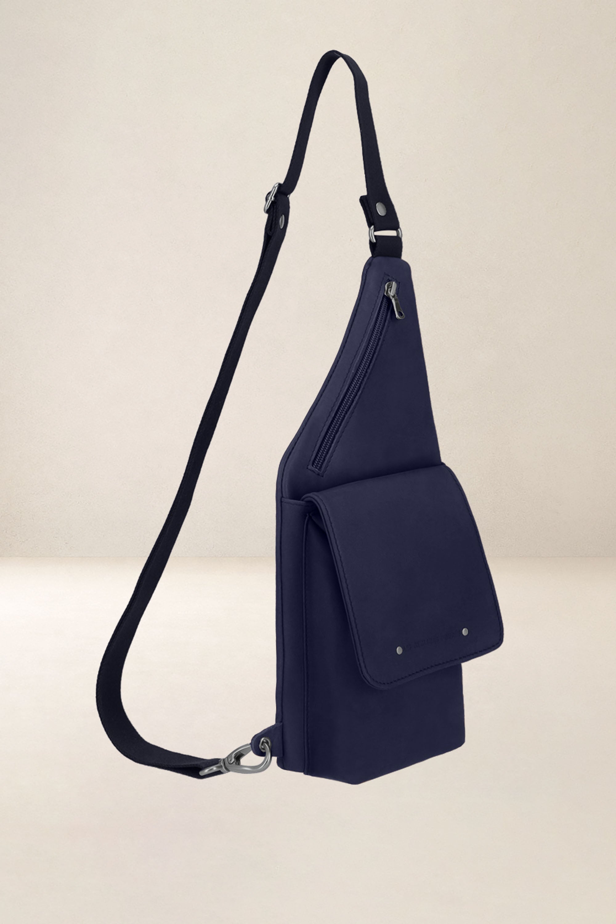 les-ateliers-four-s-dionysos-sac-banane-holster-marine image 4